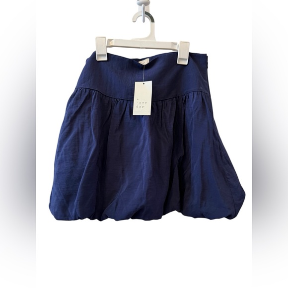 A New Day Women’s Bubble Mini Skirt Size 6 - Picture 4 of 4